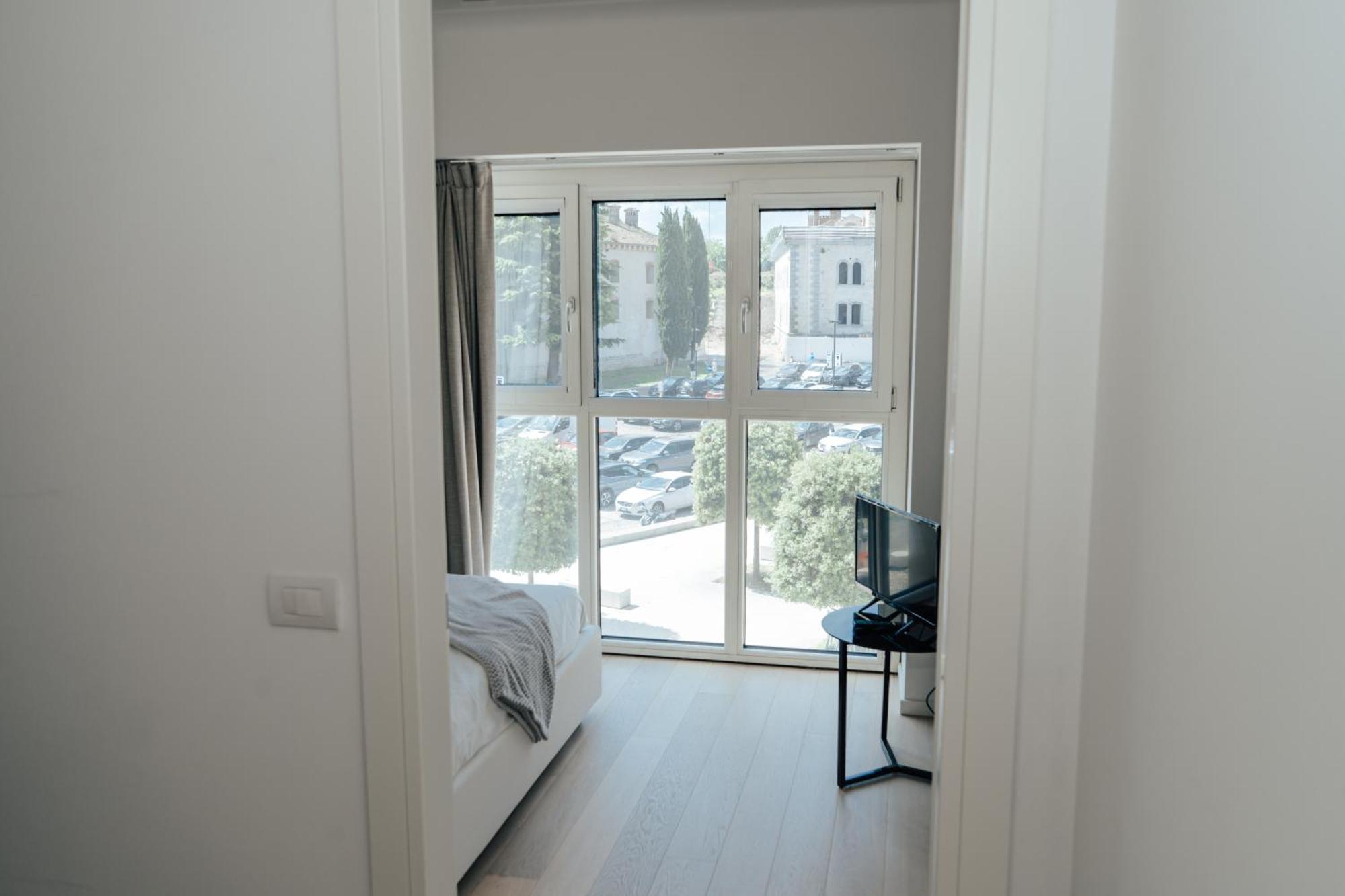 C House Rooms Lake Пескиера дел Гарда Екстериор снимка